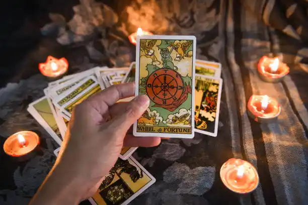 tarot cards Crystal Lakes